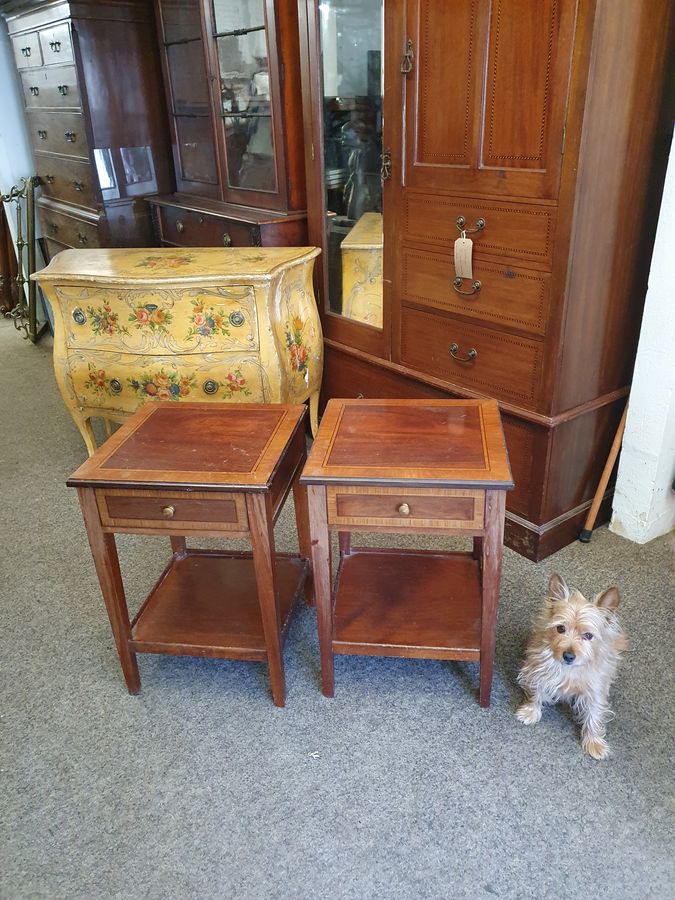 Antique Pair of Antique Style Lamp Bedside Side Tables 