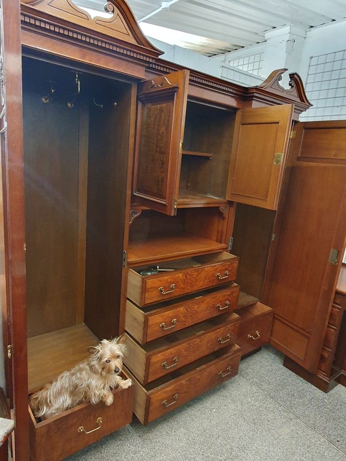 Antique Good Antique Bedroom Set Wardrobe Dressing Table Washstand & Bedside Cabinet 