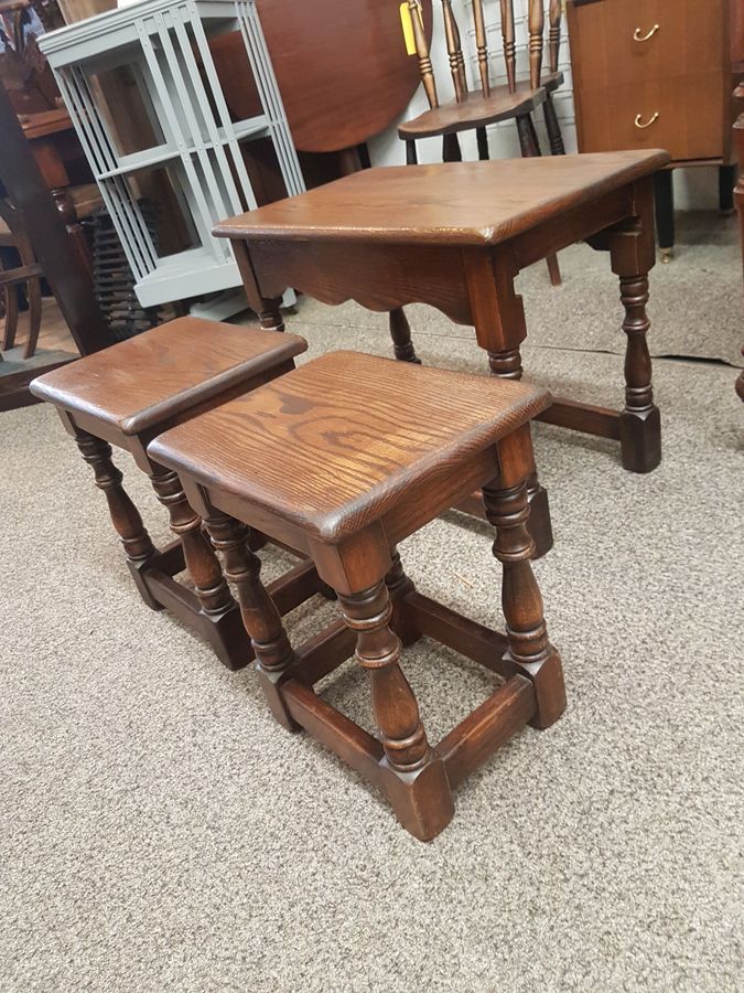 Antique Good Solid Oak Nest of  Occasional Coffee Tables 