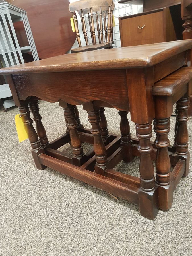 Antique Good Solid Oak Nest of  Occasional Coffee Tables 