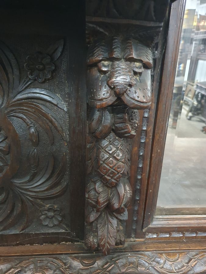 Antique Good Antique Late Victorian Lion Mask Face Carved Oak Mirror Back Sideboard 