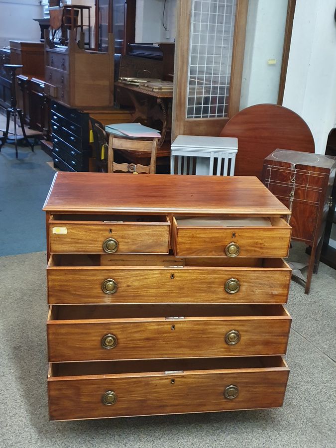 Antique Good Antique Chest of Drawers 