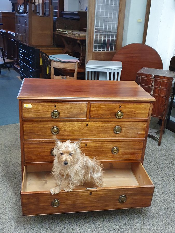 Antique Good Antique Chest of Drawers 