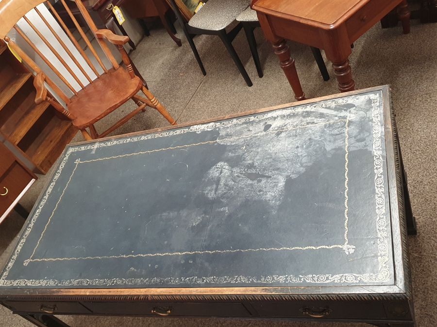 Antique Good Antique 1920's Writing Desk Table