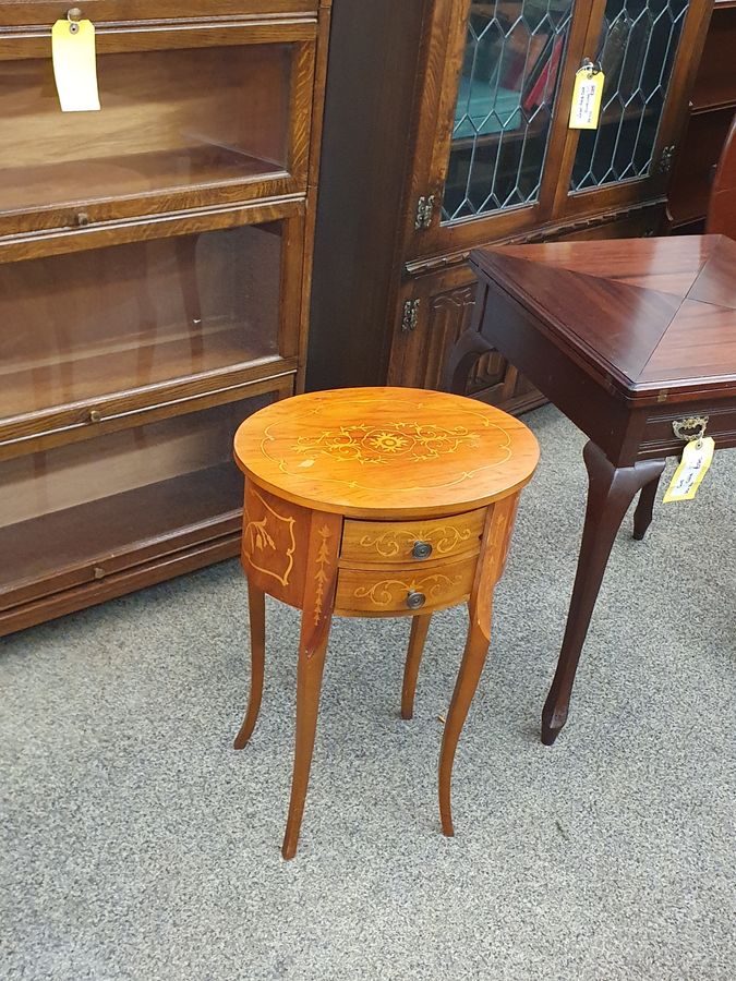 Good Vintage Small French Style Inlaid Lamp Occasional Table