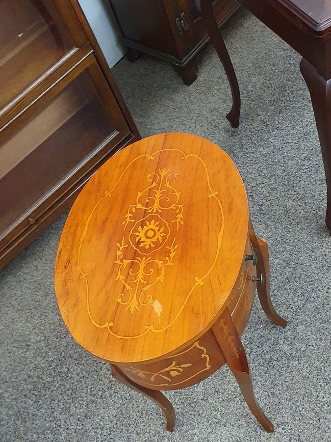 Antique Good Vintage Small French Style Inlaid Lamp Occasional Table 