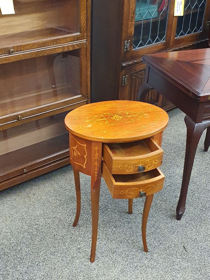 Antique Good Vintage Small French Style Inlaid Lamp Occasional Table 