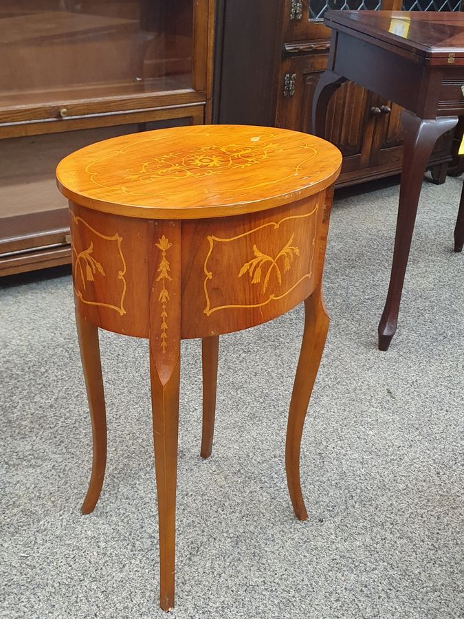 Antique Good Vintage Small French Style Inlaid Lamp Occasional Table 