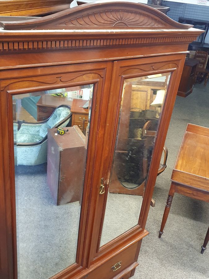 Antique Good Antique Mirror Door Wardrobe 