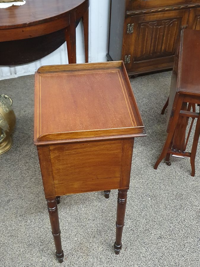 Antique Good Antique Regency Bedside Cabinet Lamp Table 