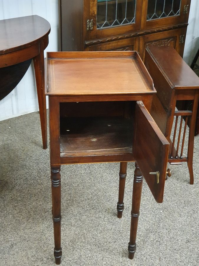 Antique Good Antique Regency Bedside Cabinet Lamp Table 