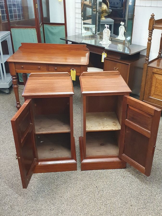 Antique Good Antique Pair of Bedside Table Cabinet's 