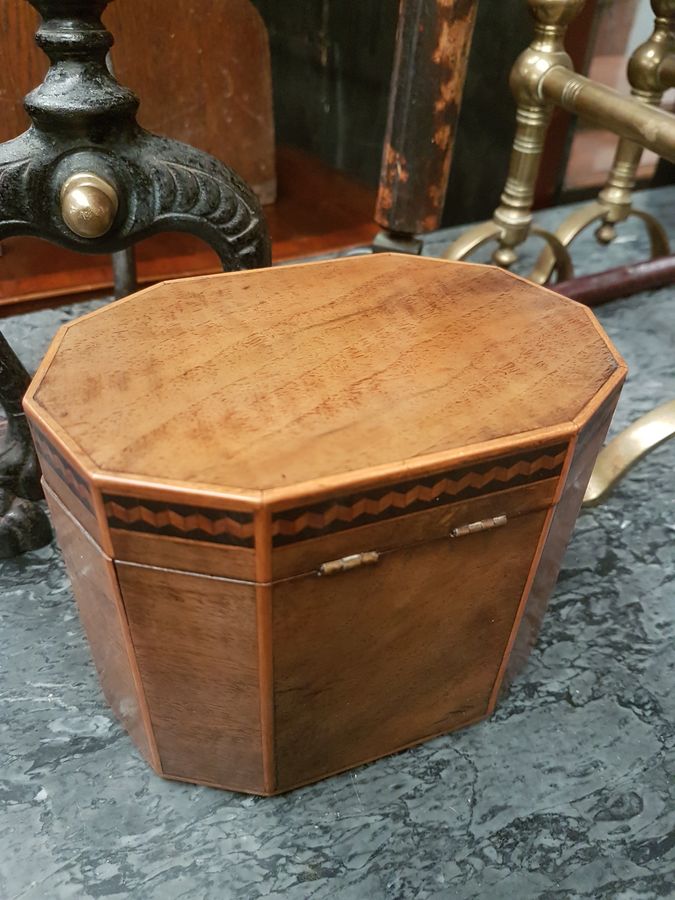 Antique Good Small Antique Tea Caddy 