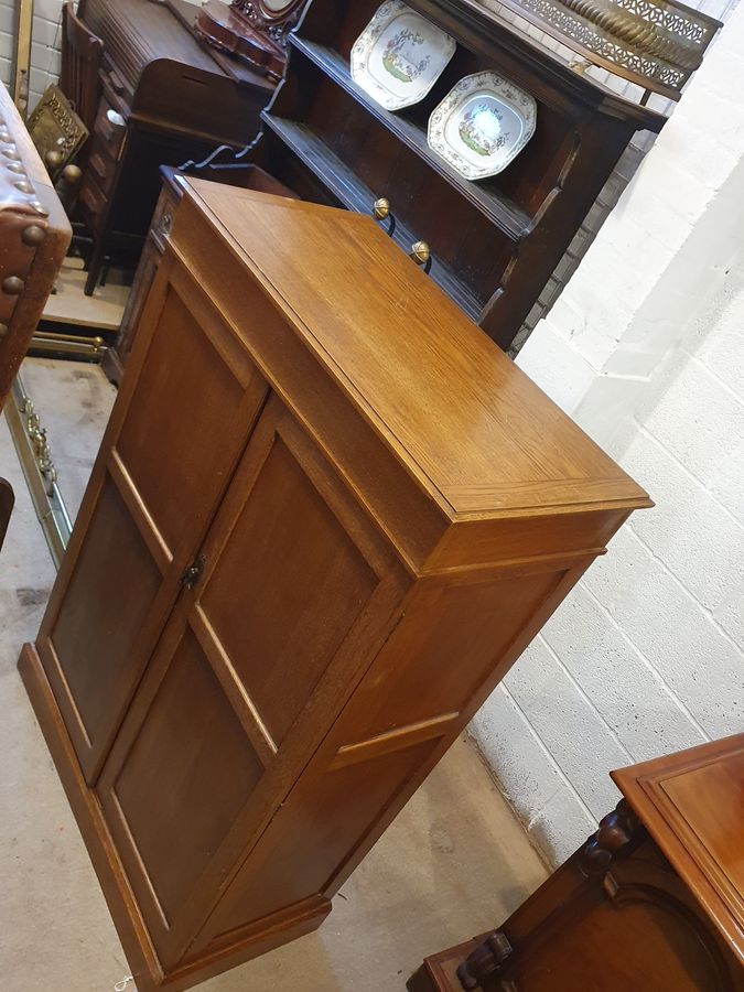 Antique Small Antique Oak Wardrobe 