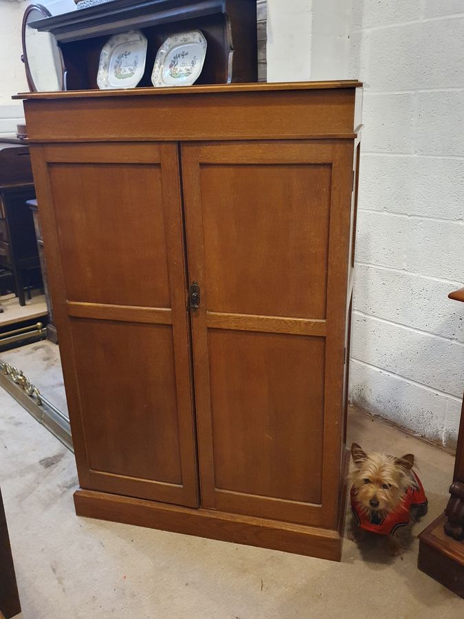 Antique Small Antique Oak Wardrobe 