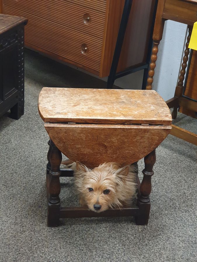 Antique Small Antique Oak Coffee Lamp Occasional Table 