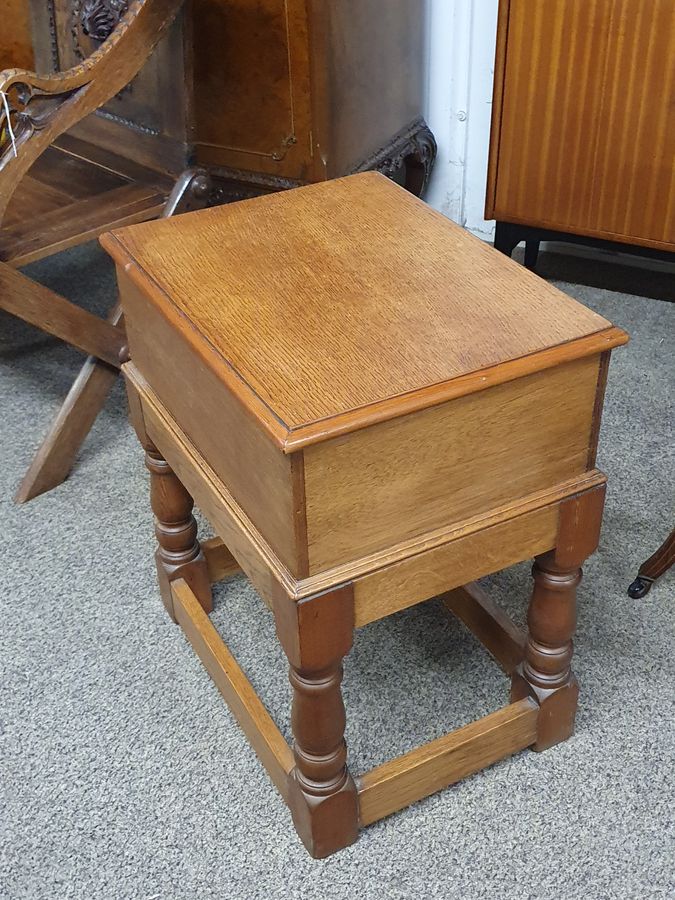 Antique Good 1940's Small Oak Lamp Bedside Side Table 