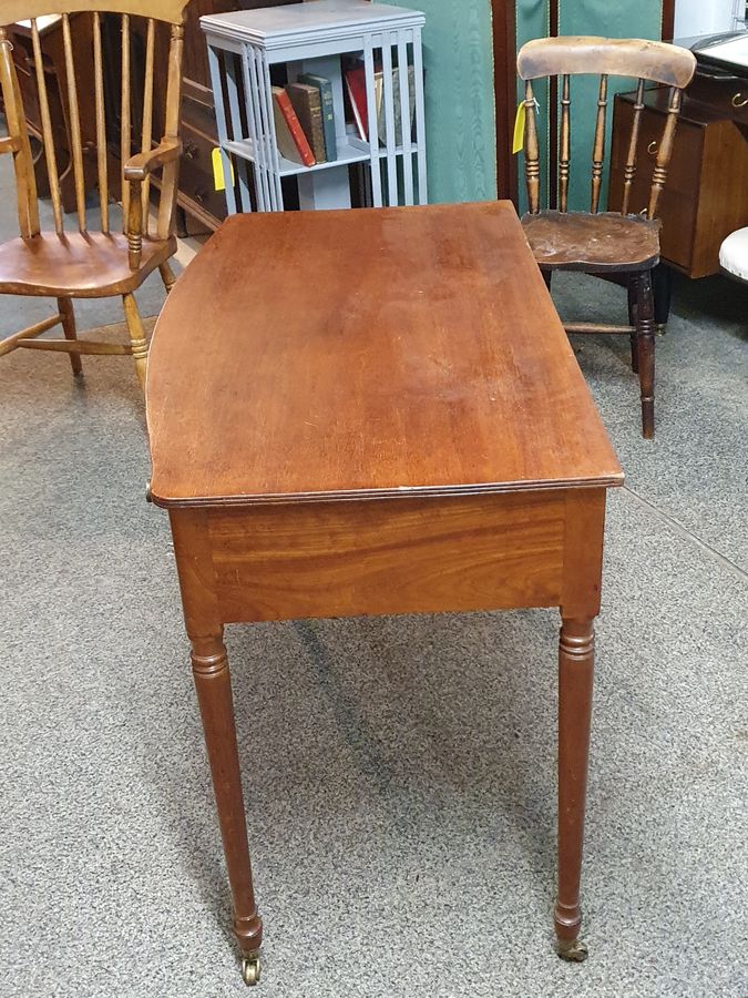 Antique Good Antique 19thC Victorian Bow Front Side Table 