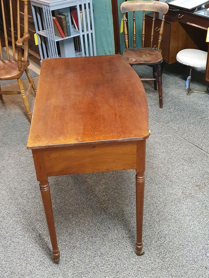 Antique Good Antique 19thC Victorian Bow Front Side Table 