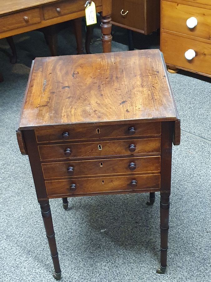 Antique Antique Mini Pembroke Side Lamp Table 