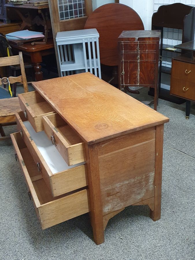 Antique Antique Arts & Crafts Chest of Drawers 