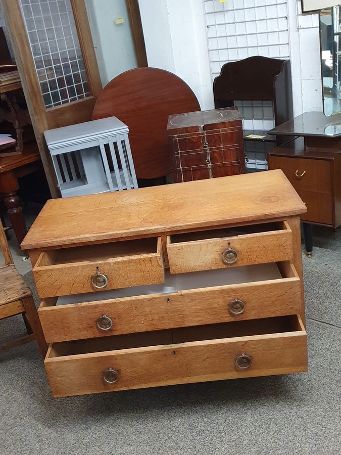 Antique Antique Arts & Crafts Chest of Drawers 