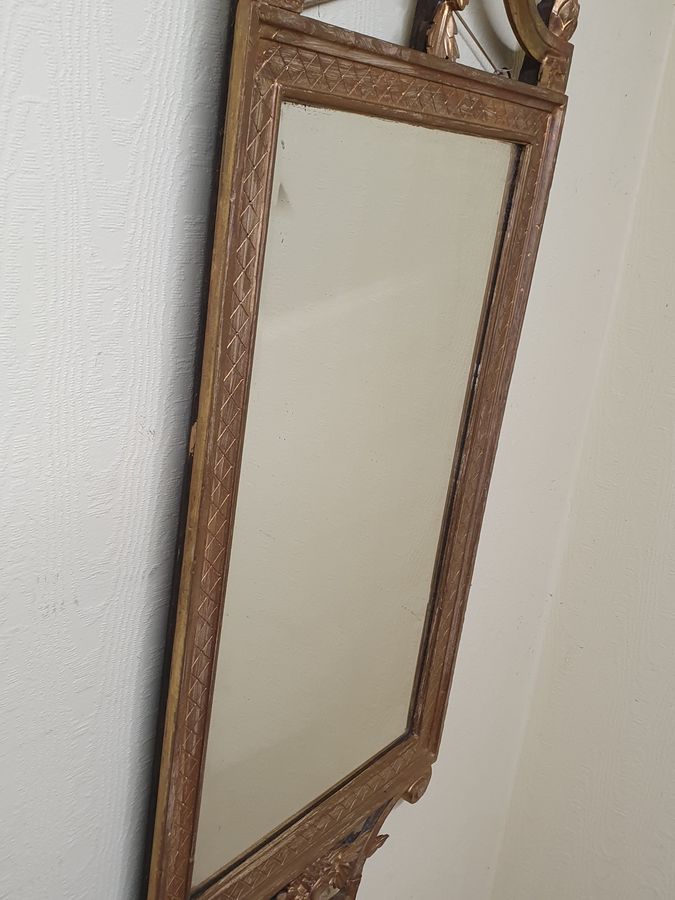 Antique Good Antique Style Gilt Wall Hanging Mirror 