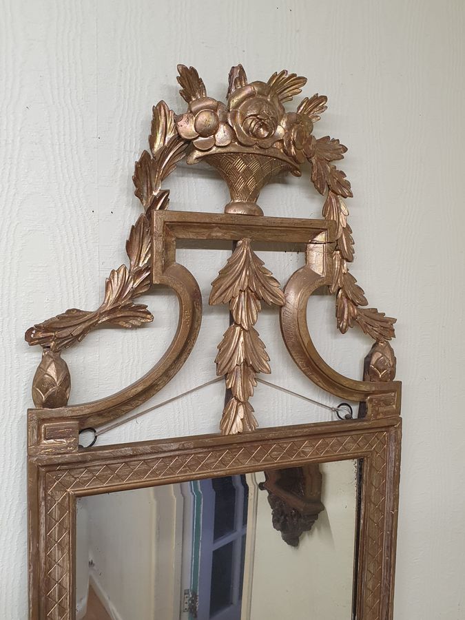 Antique Good Antique Style Gilt Wall Hanging Mirror 