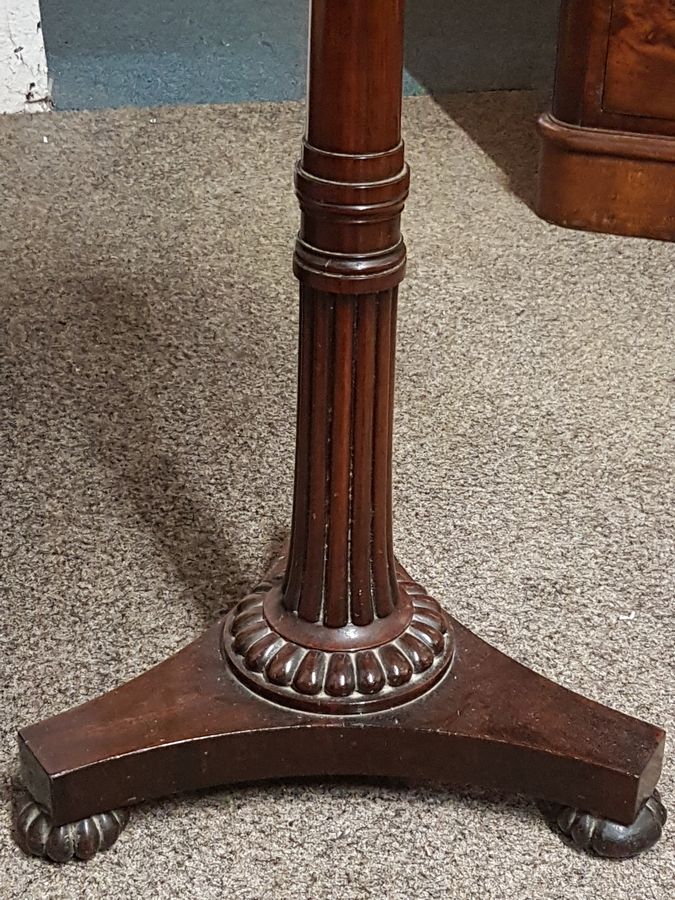 Antique Good Antique Rosewood Gillows Quality Lamp Occasional Table 