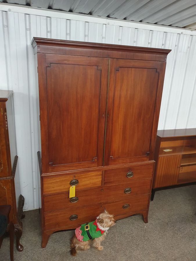 Antique Antique Linen Press Wardrobe 