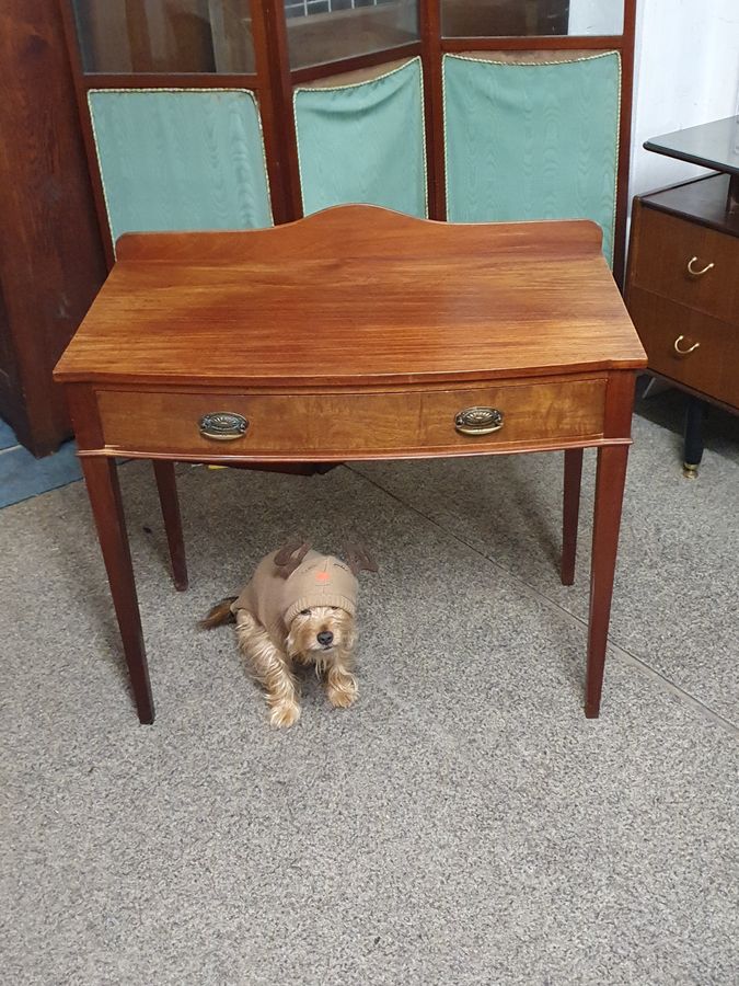 Antique Antique Side Table 