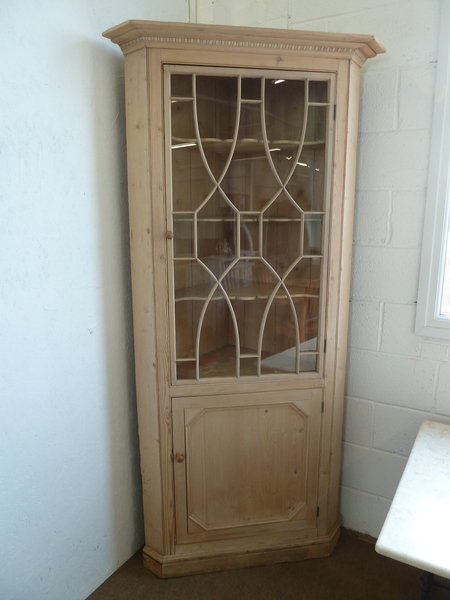 Corner Cabinet