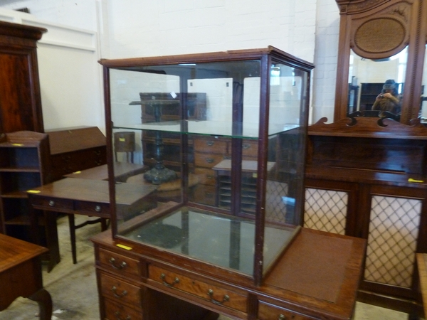 Table Top Cabinet
