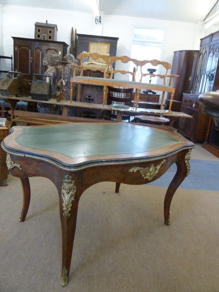 Bureau Plat 