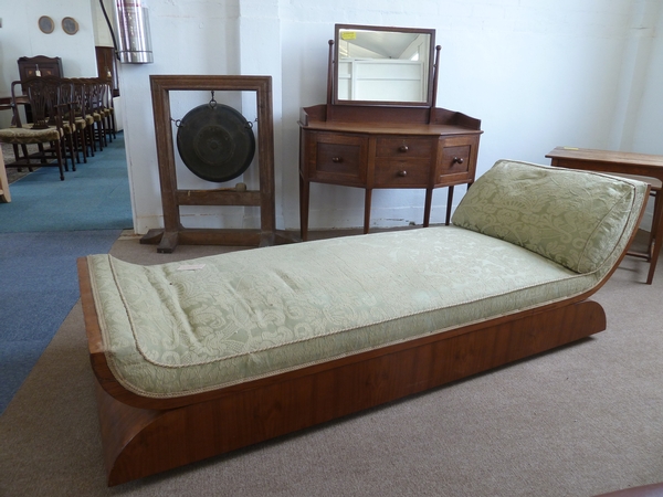 Day Bed