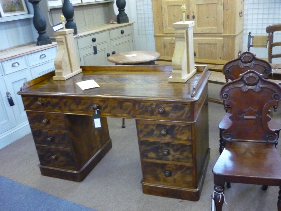 Victorian Desk
