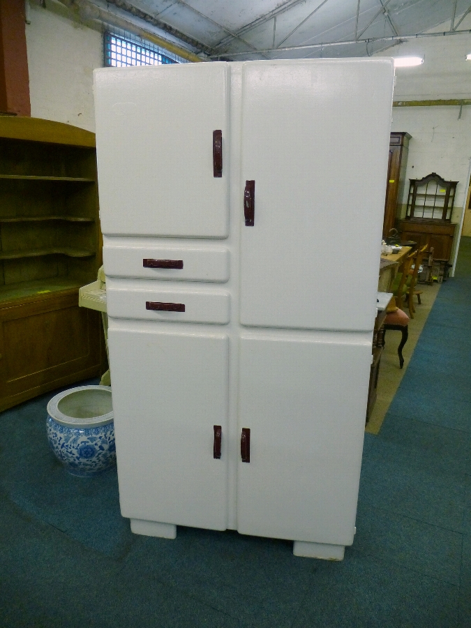 Kitchen Cabinet