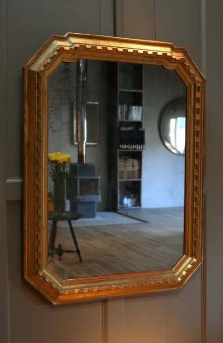 Antique A fantastic C19th gilt castleated mirror
