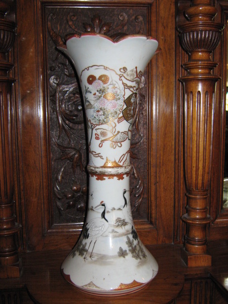 Kutani vase